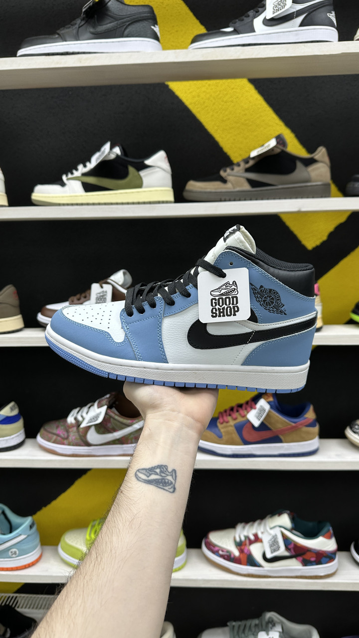 Кроссовки Air Jordan 1 Retro High OG University Blue