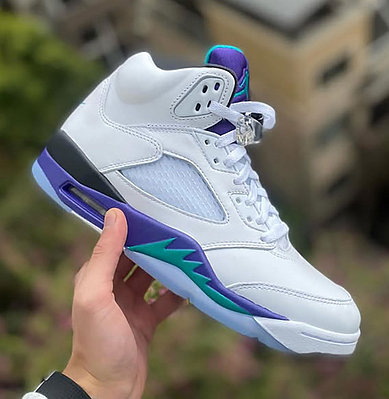 Air Jordan 5 вернутся в OG-расцветке «Grape» 19 апреля (новые фото)