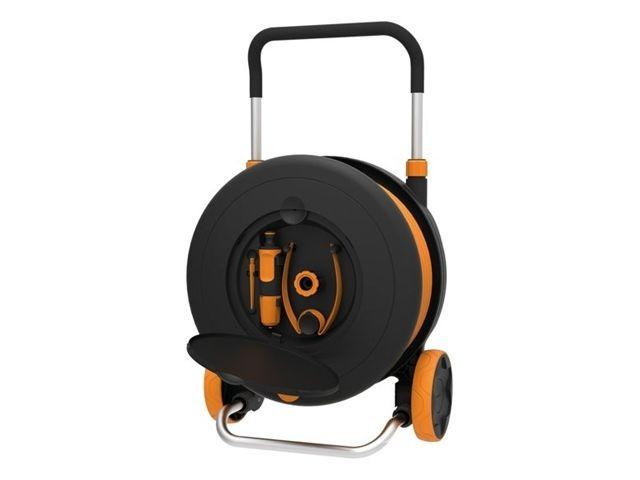 Катушка со шлангом 1/2"(13мм) 30м и набором аксессуаров FISKARS(1023644/1071670) (возможны 2 артикула: 1023644