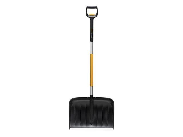 Скрепер для уборки снега телескопический X-series FISKARS (длина:143 мм, ширина:530 мм)