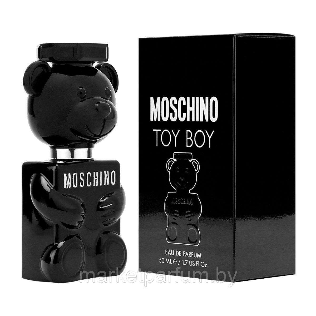 Moschino – Toy Boy