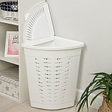 Корзина для белья угловая, 45 л, 38×38×56 см, с крышкой, белая, фото 2