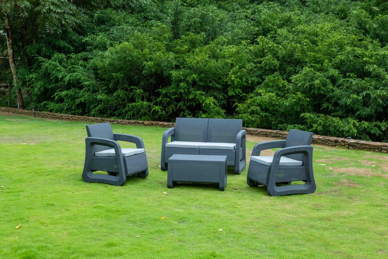 Набор садовой мебели (двухместный диван, два кресла, столик) Springhouse Ancona, графит