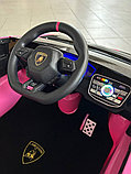 Детский электромобиль RiverToys Lamborghini Huracan STO E888EE (розовый), фото 4