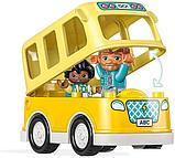 Конструктор LEGO Duplo 10988 Поездка на автобусе, фото 3