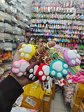Брелок Лапка.