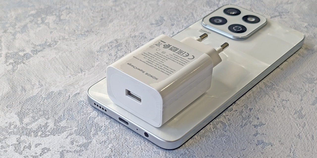 Зарядное устройство сетевое для мобильного телефона Huawei HONOR SuperCharge HN-110320E01