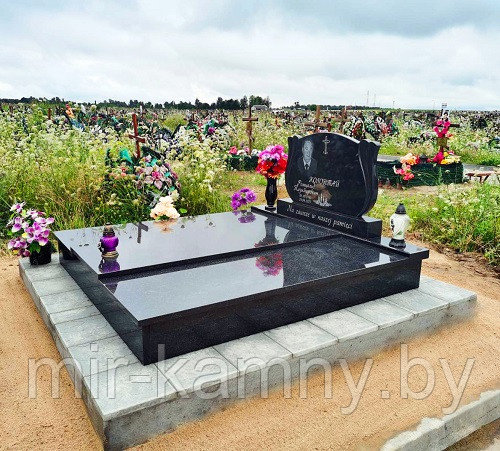 СТАНДАРТНЫЙ ДВОЙНОЙ ПАМЯТНИК С ПОСЛЕДУЮЩИМ ПОДХОРОНЕНИЕМ