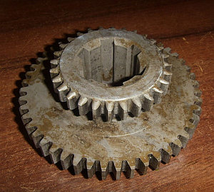 Шестерня 16Б20П.070.548 (Z=32/30) станка 16К20