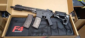 Автоматическое детское оружие F4/ АР 15 на орбизах (игрушечный автомат) /премиум качество