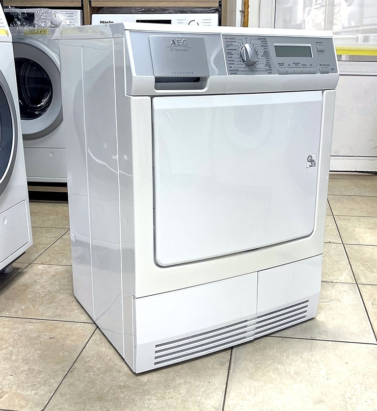 Сушильная машина  Aeg 59840 С ТЕПЛОВЫМ НАСОСОМ  7 кг загрузка, гарантия 1 год, п-во Германия