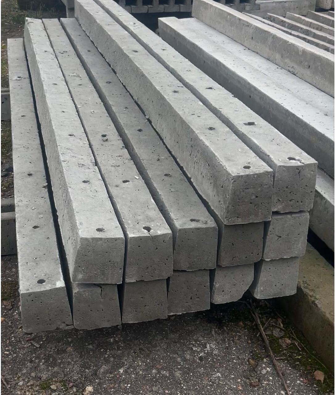 Столб шпалерный 2,2 м для забора из сетки-рабицы и малины (1,7 м от земли)