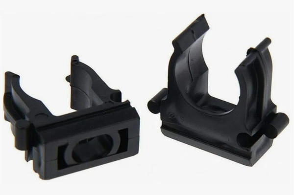 Крепеж-клипса черная d16 для труб гофрированных