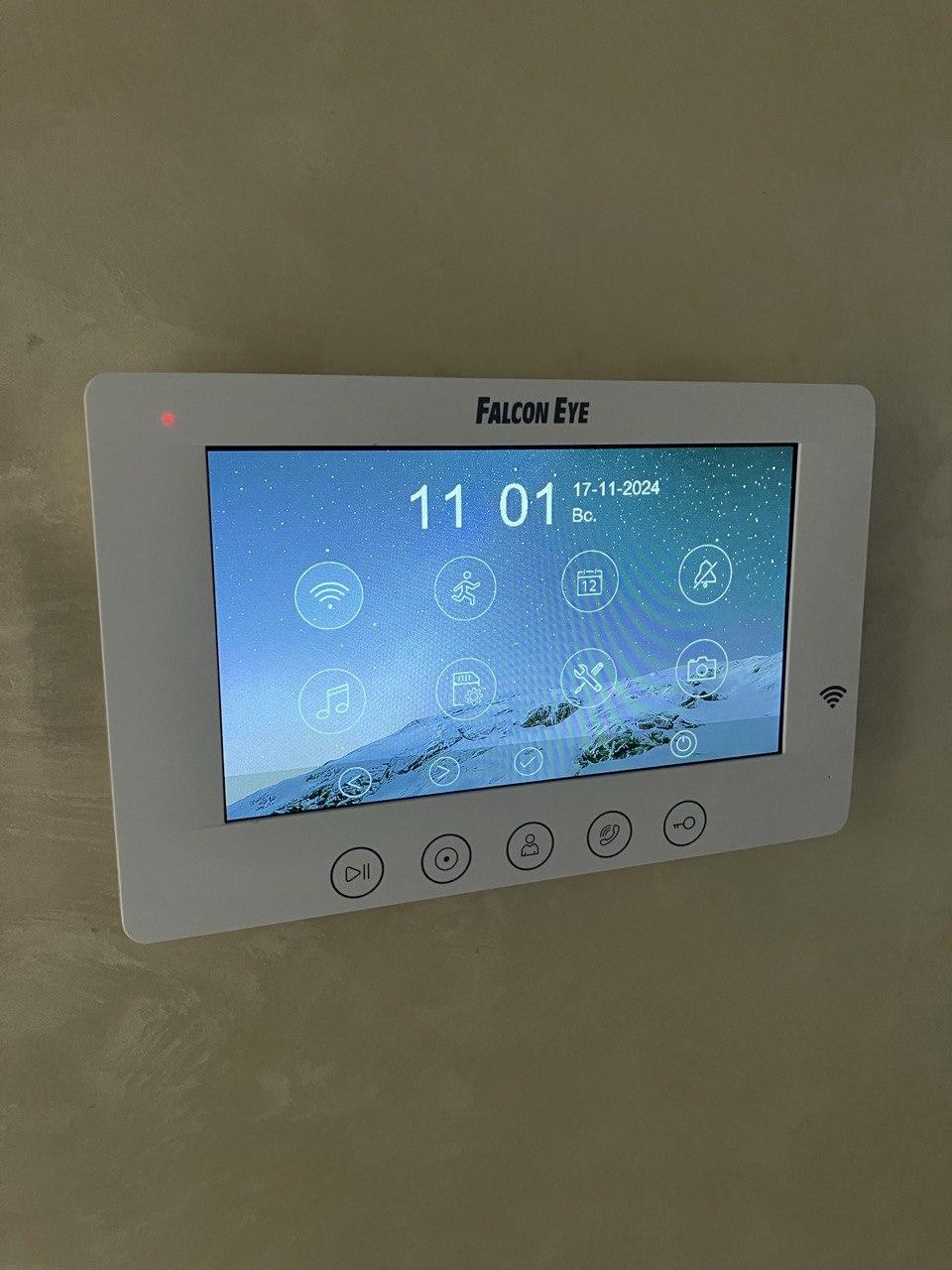 Монтаж видеодомофона в квартиру