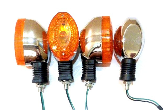 Поворот Suzuki GS125 (желтое стекло)