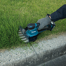 Makita UM600DZ (без АКБ)