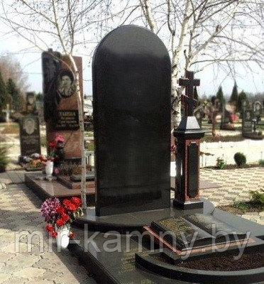 ЭЛИТНЫЕ ПАМЯТНИКИ ИЗ ГРАНИТА