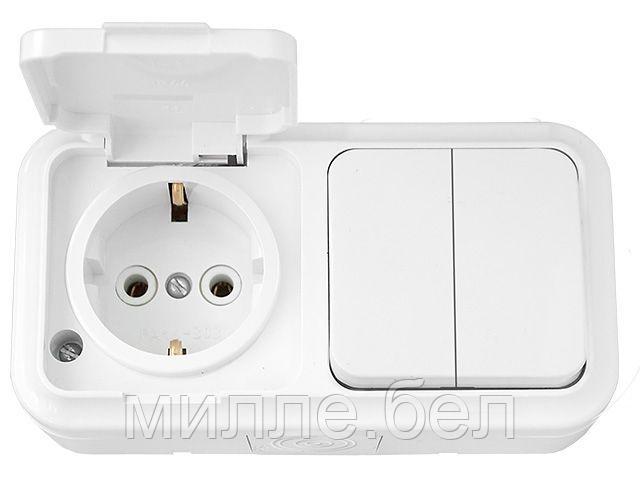 Блок выкл. 2 клав. + розетка (открытая, с/з, брызг. защ.) белая, Пралеска Аква, Bylectrica (IP54