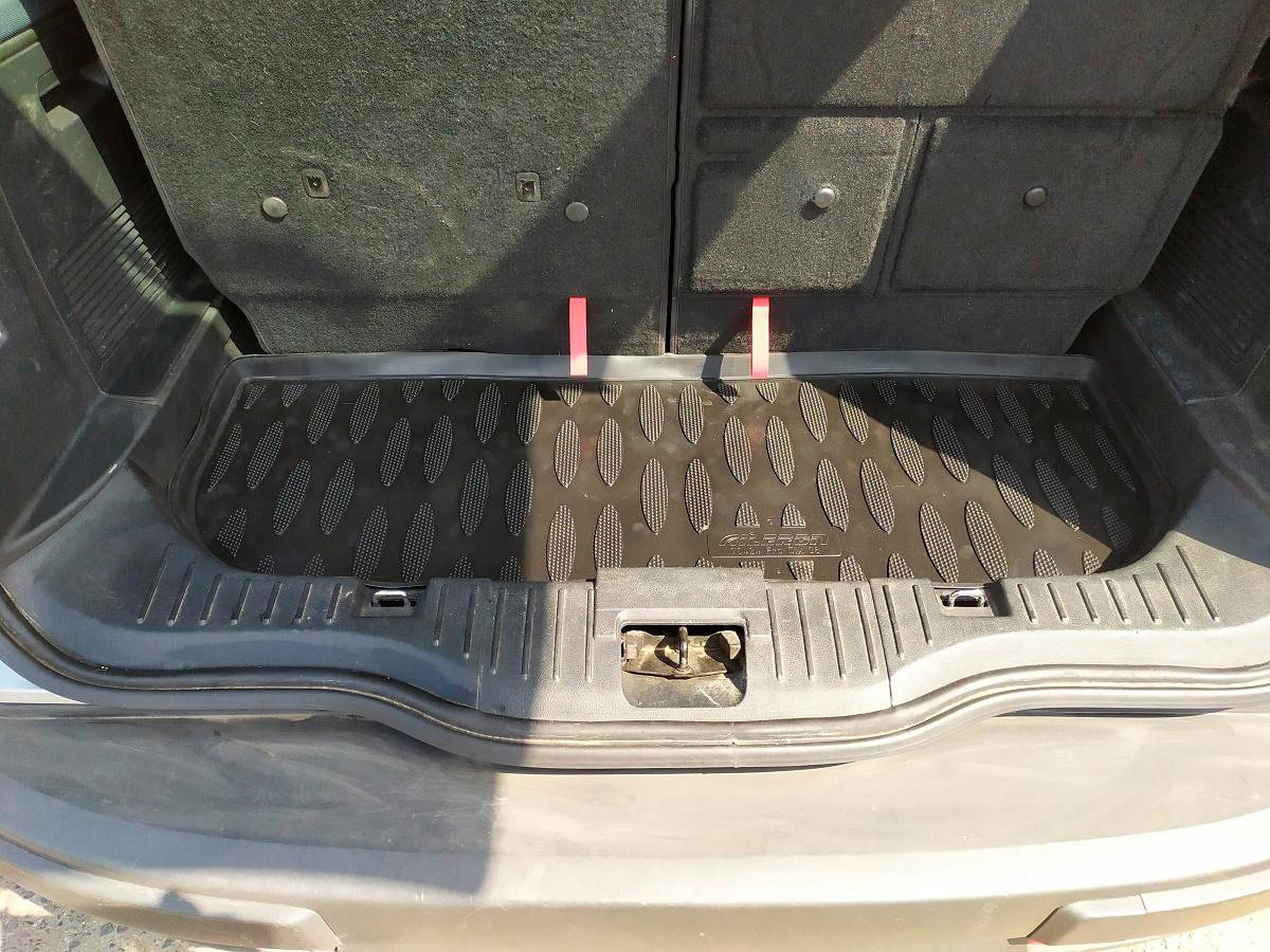 Коврик в багажник Ford Galaxy II (2006-2015) 7 мест / разлож. 3-й ряд / короткий / Галакси [70424] Aileron