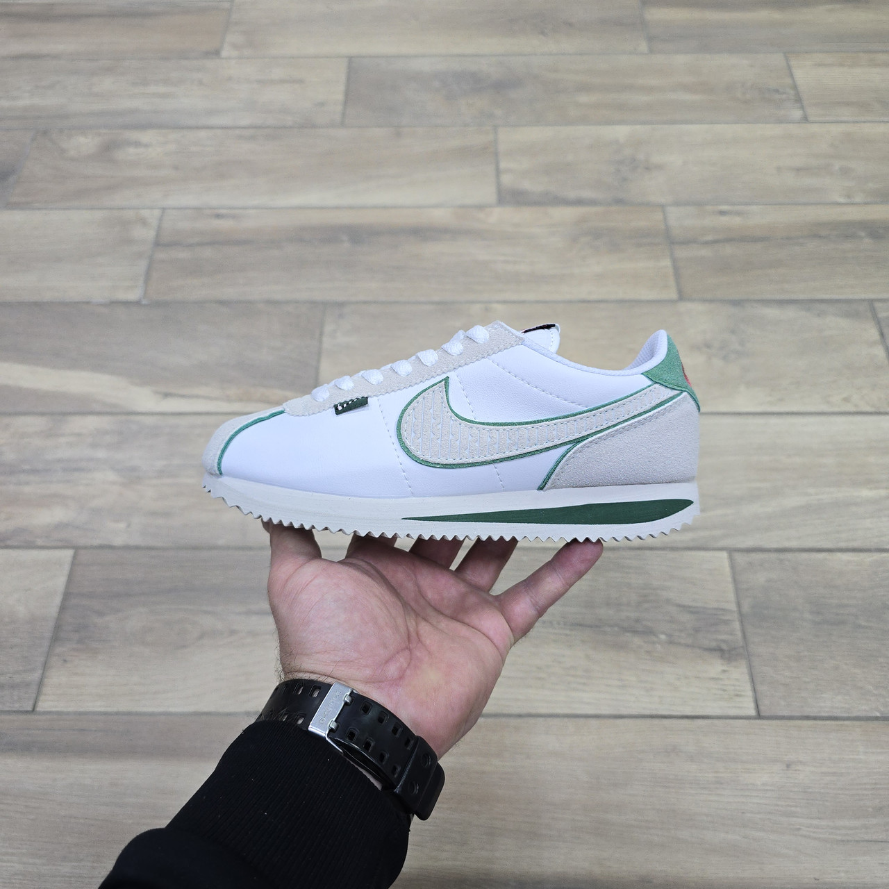 Кроссовки Wmns Nike Cortez All Petals United
