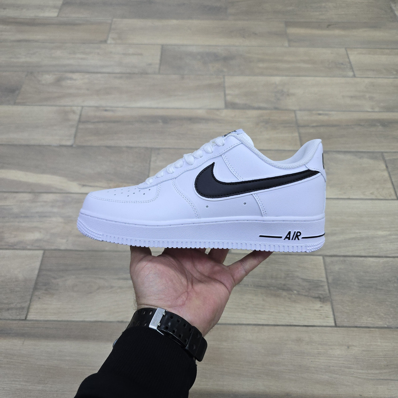 Кроссовки Wmns Nike Air Force 1 '07 3 White Black