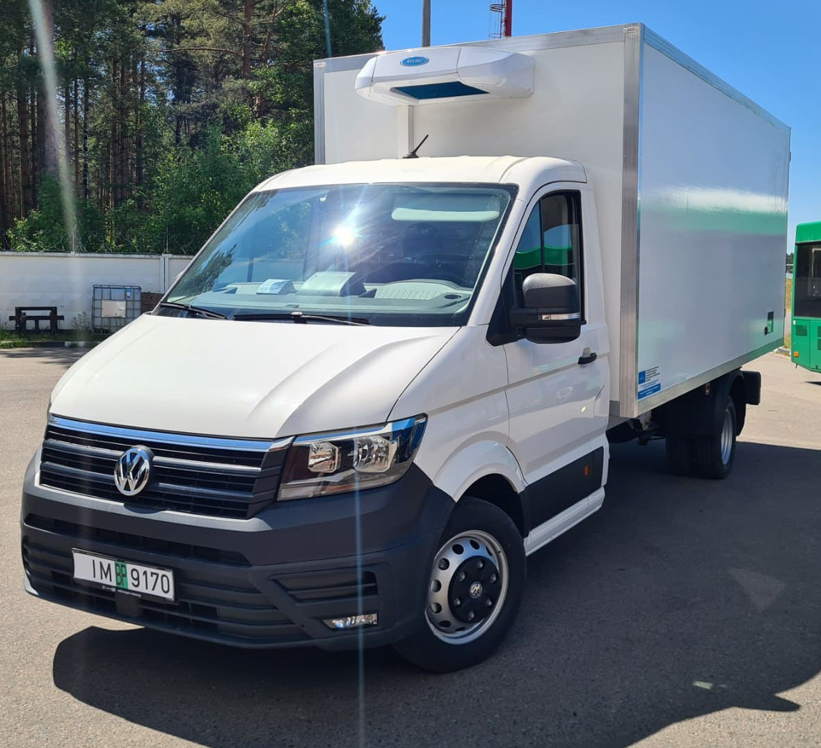 Автофургон изотермический на шасси WV CRAFTER