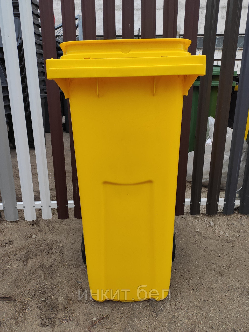 Цена с доставкой по РБ! Мусорный контейнер 120 л желтый (РФ)
