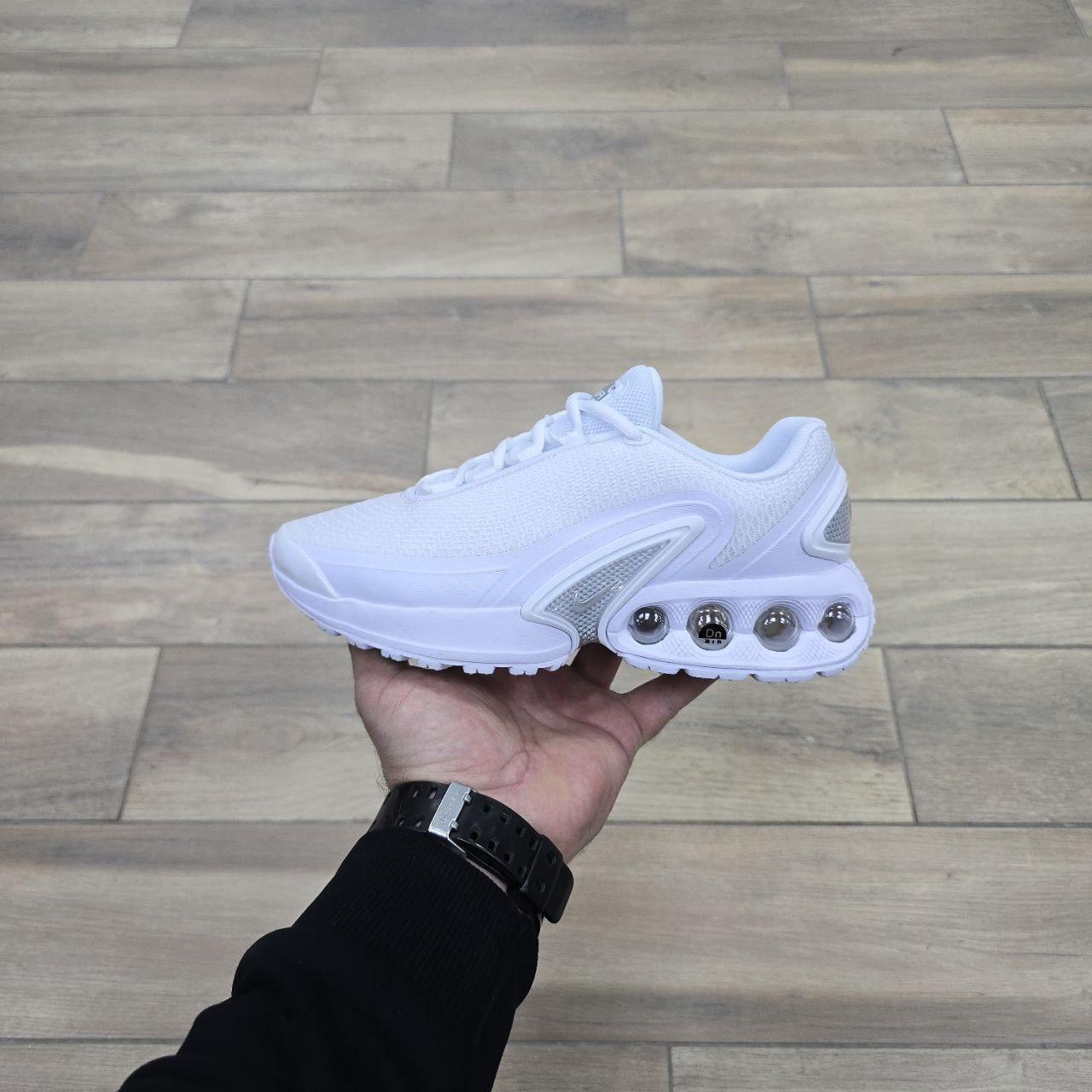 Кроссовки Wmns Nike Air Max DN White