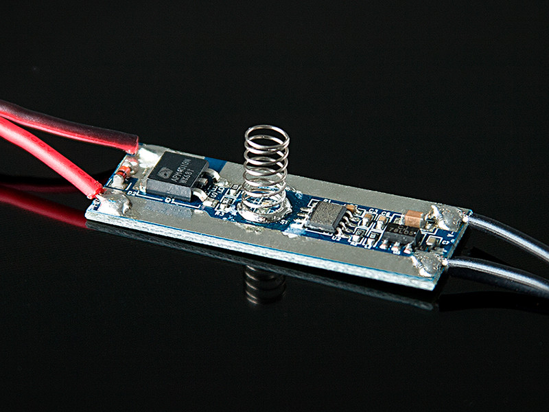 Диммер для LED встраиваемый в профиль (12/24V, 96/192W)