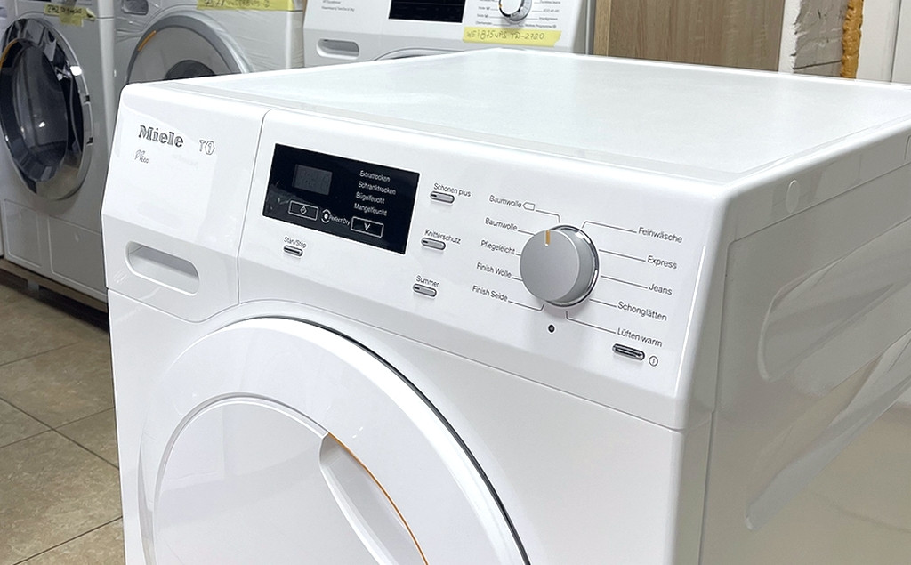 Новая сушильная машина автомат с тепловым насосом MIELE TKB 550 WP   Германия гарантия 12 месяцев. 668H