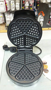 Вафельница ARESA AR-2805