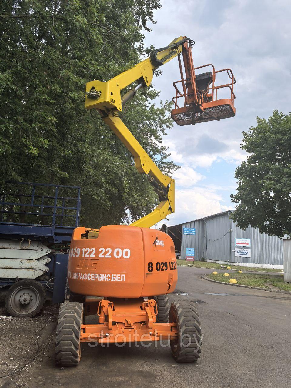 Коленчатый самоходный дизельный подъемник JLG 450aj б/у 1999 год. Продаётся без НДС.