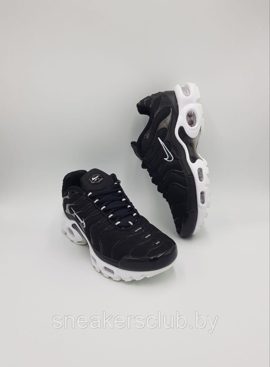 Кроссовки женские NIKE AIR MAX PLUS TN /подростковые /повседневные/весенние/демисезонные