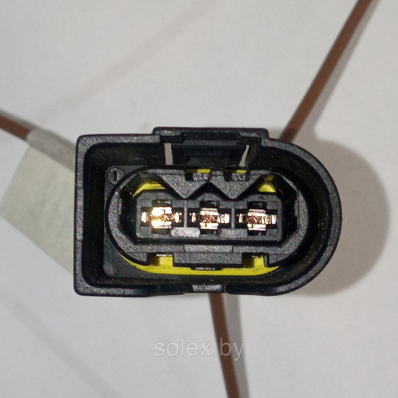 Фишка 3-pin генератора, датчика давления топливной рампы (рейки) Mercedes
