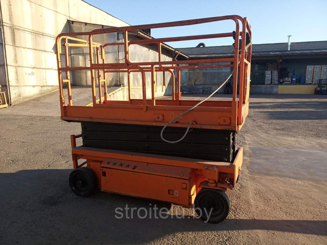 Ножничный самоходный электрический подъемник JLG 2646E2 б/у 1999 год. Цена указана с НДС