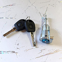 Личинка, сердцевина замка двери VOLKSWAGEN PASSAT B5