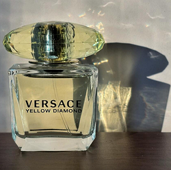 В сверкающем флаконе рождается аромат мечты: Yellow Diamond от Versace теперь с нами!