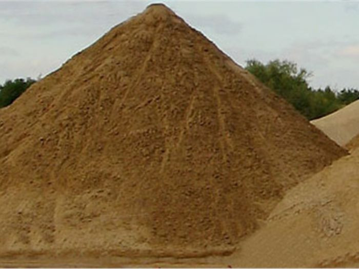 Купить песок для стяжки от производителя самосвалами 10 20 25 30т 