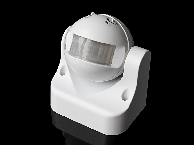 Датчик движения инфракрасный PIR06 (угол 180°, IP44) 220