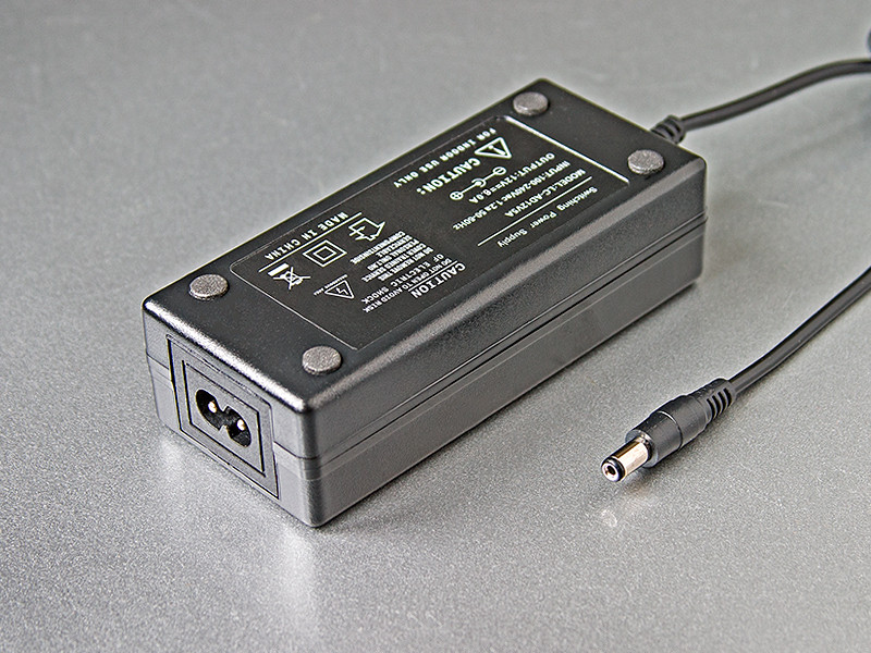 Сетевой блок питания 72W 12V IP20 6A 5,5mm