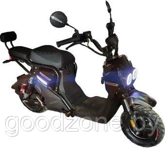Электроскутер AVM.Plus Zoomer (черный)