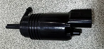 Насос (моторчик) омывателя стекла к Chevrolet Equinox, GMC Terrain 2017-2024 гг.