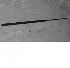 Амортизатор капота правый Geely Atlas