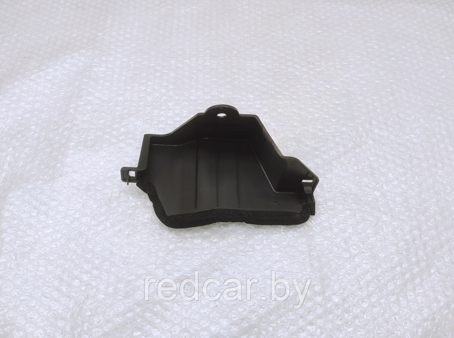 НАКЛАДКА ВЕНТЯЛИЦИОННАЯ НИЖНЯЯ ЛЕВАЯ Geely Atlas