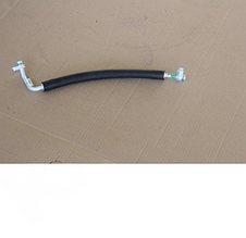 ШЛАНГ КОМПРЕССОРА КОНДИЦИОНЕРА 1.8 Geely Atlas