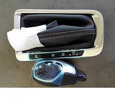 РУКОЯТКА ПЕРЕКЛЮЧЕНИЯ ПЕРЕДАЧ С ЧЕХЛОМ АКПП 2.4 GT Geely Atlas