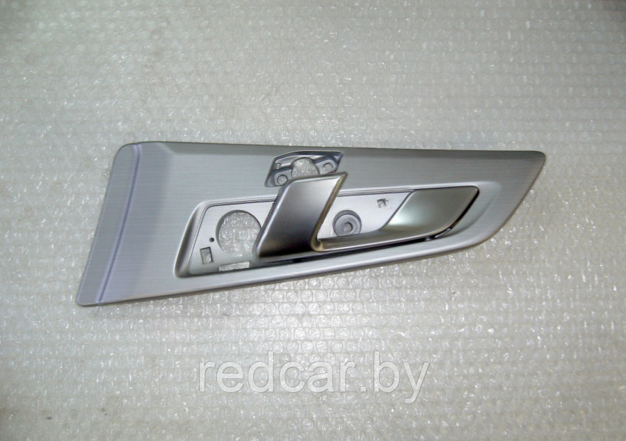 Ручка двери передней левой внутренняя Geely Atlas