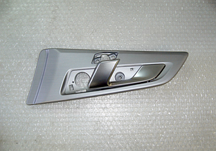 Ручка двери передней левой внутренняя Geely Atlas