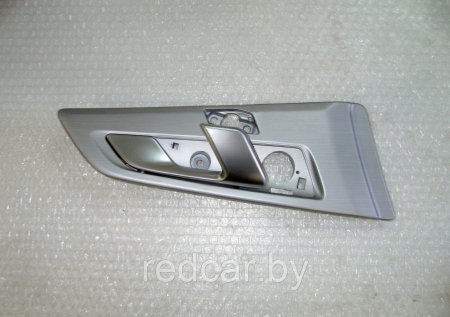 Ручка двери передней правой внутренняя Geely Atlas