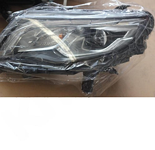 Фара головного света левая диодная Geely Atlas